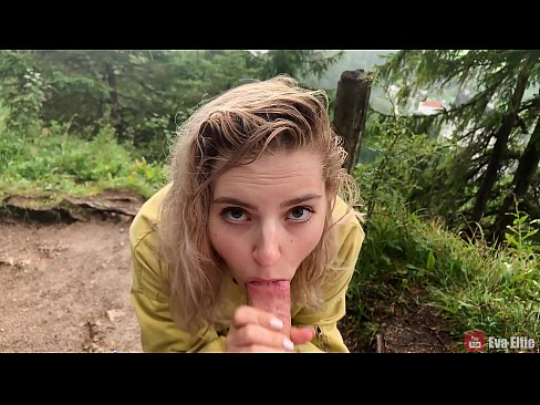 ❤️ Rapariga engole o esperma depois de um broche público - Eva Elfi Sexo superior em pt.passiveincome1.ru